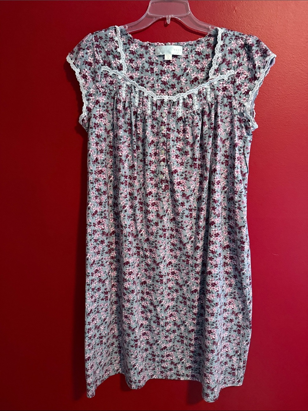 Eileen West 100% Cotton Gray & Pink Floral Nightgown with Lace Trim - Picture 3 of 6
